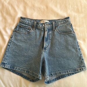 Abercrombie high rise dad shorts in curve love